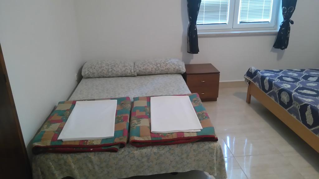 Nella Apartments Šišan Екстериор снимка